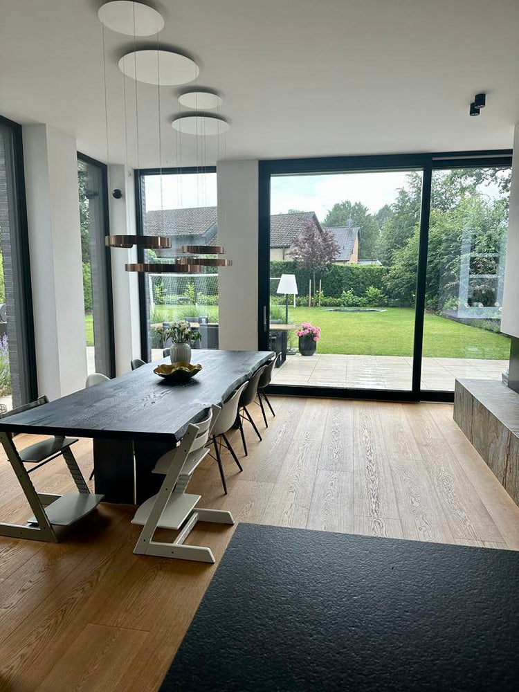 Esstisch geköhlt - ein Tisch Unikat von Holzwerk Hamburg