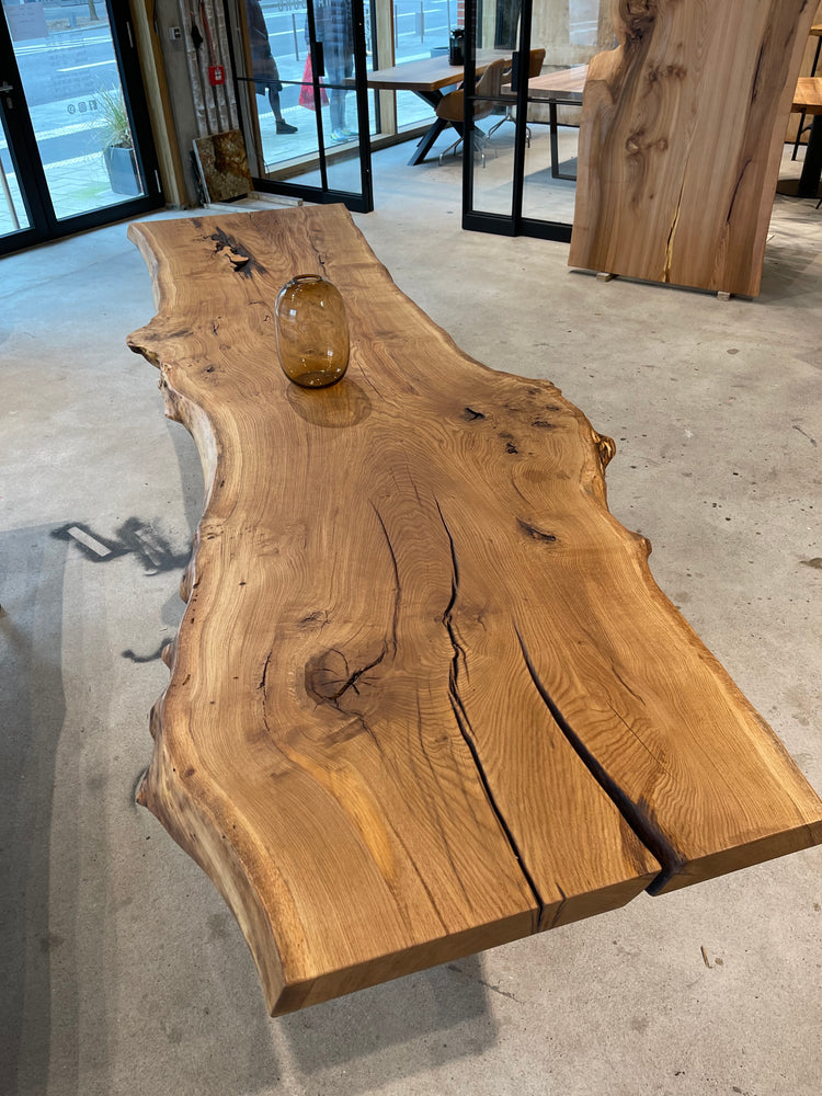 Esstisch aus einem Stück Holzwerk Hamburg