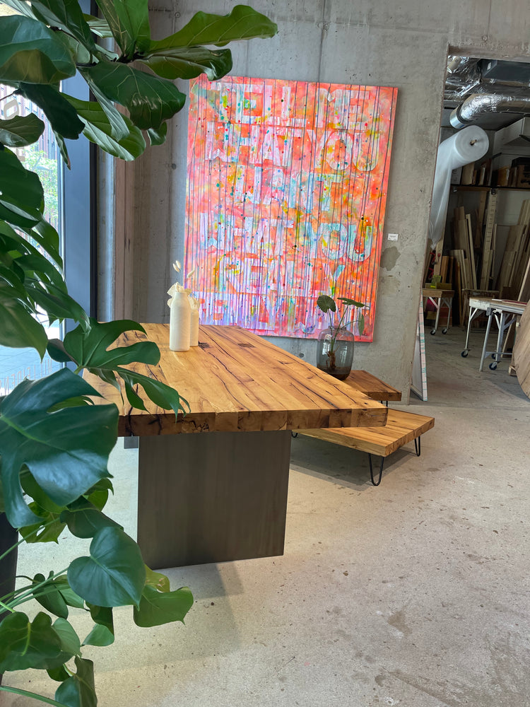 Esstisch aus Massivholz nach Maß - individuelles Tisch Unikat von Holzwerk Hamburg