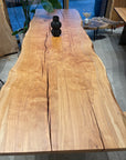 Buche Monolith Tisch aus einem Stamm