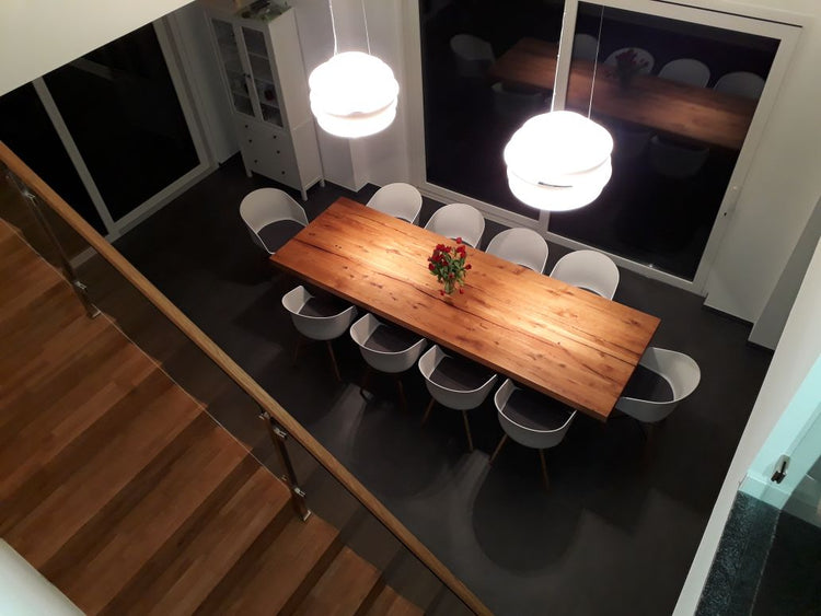 Massivholztisch aus Eichenholz Altholz | Holzwerk Hamburg