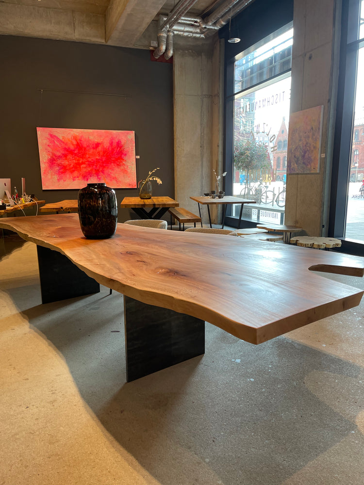 Besonderer Esstisch | Tisch Unikat aus einem Stück | Holzwerk Hamburg