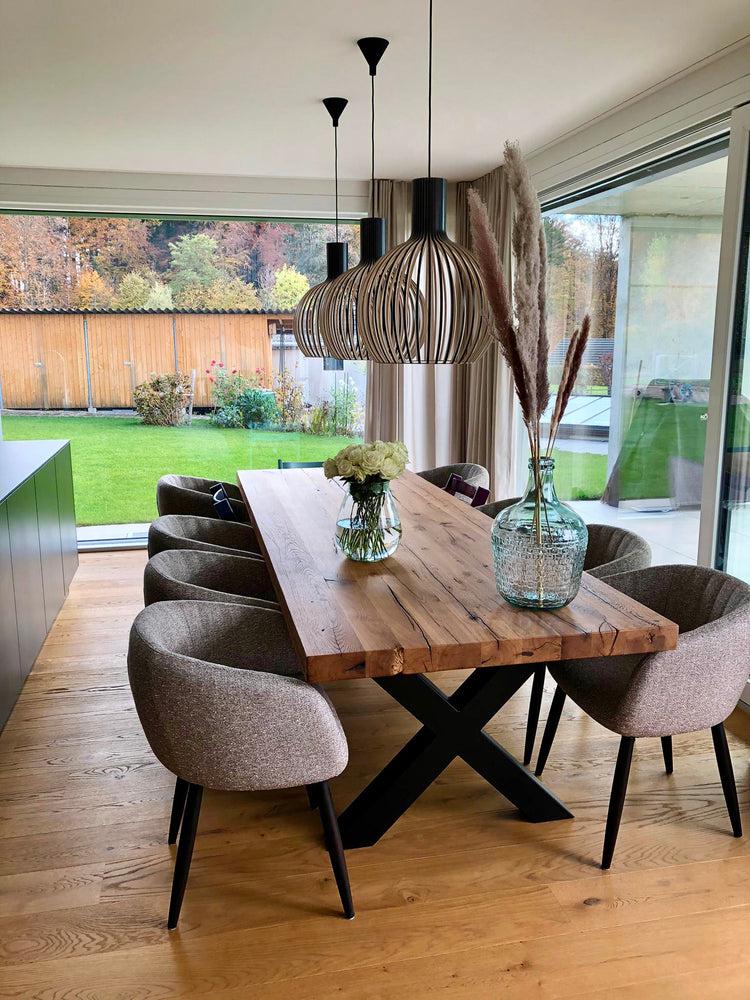 Rustikaler Esstisch mit Stahlgestell | Holzwerk Hamburg
