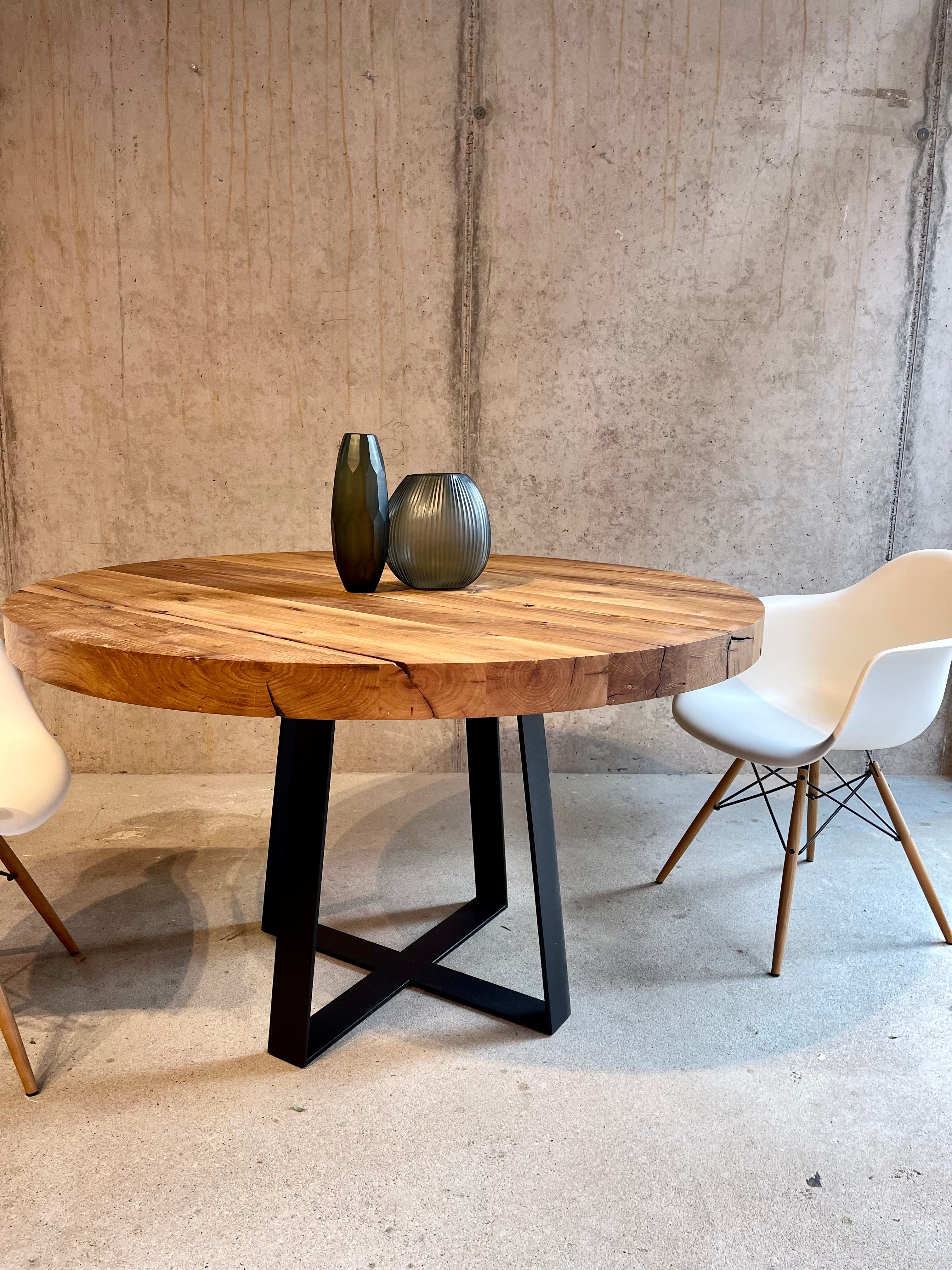 Tisch rund Massivholz