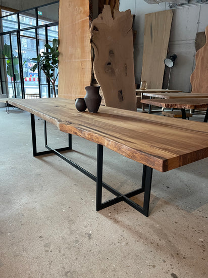 Monolith Tisch nach Maß | Designtisch 