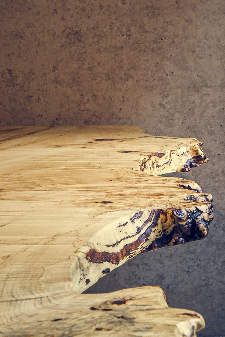 Esstisch Massivholz Unikat aus einer Baumscheibe Kastanienholz | Holzwerk Hamburg