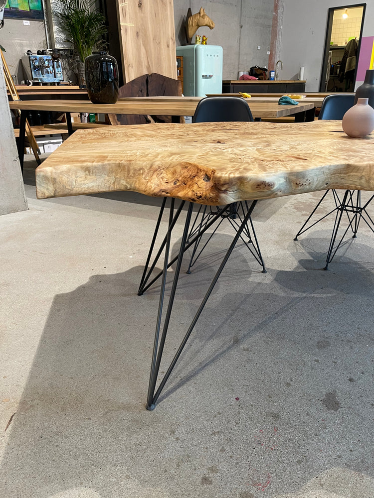 Tisch Unikat Pappel Maser Holz | Baumtisch | Massivholztisch aus einem Stück | Holzwerk-Hamburg
