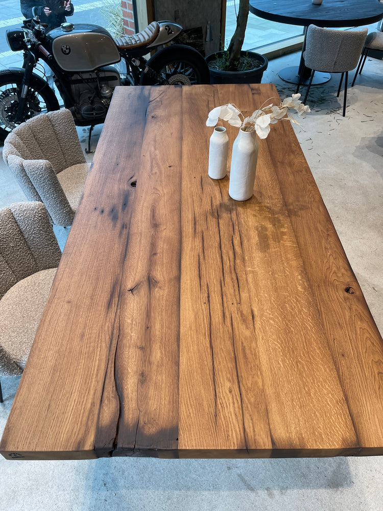 Tischplatte Eichenholz rustikal nach Maß | Holzwerk Hamburg 