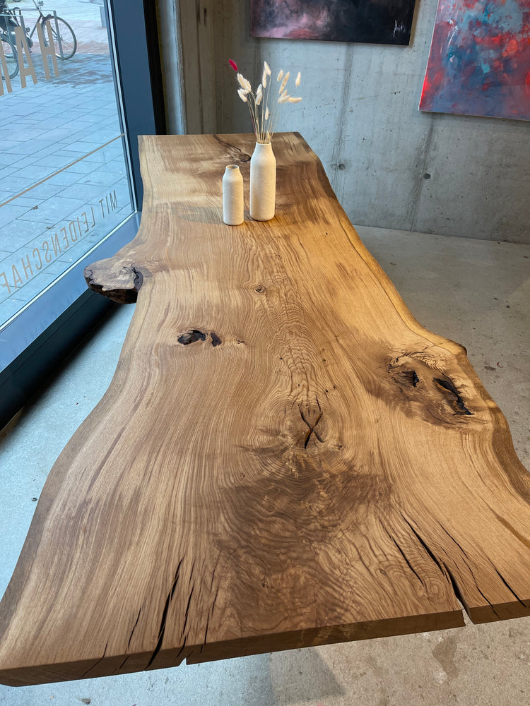 Tisch Unikat aus Massivholz Eiche | Holzwerk Hamburg 